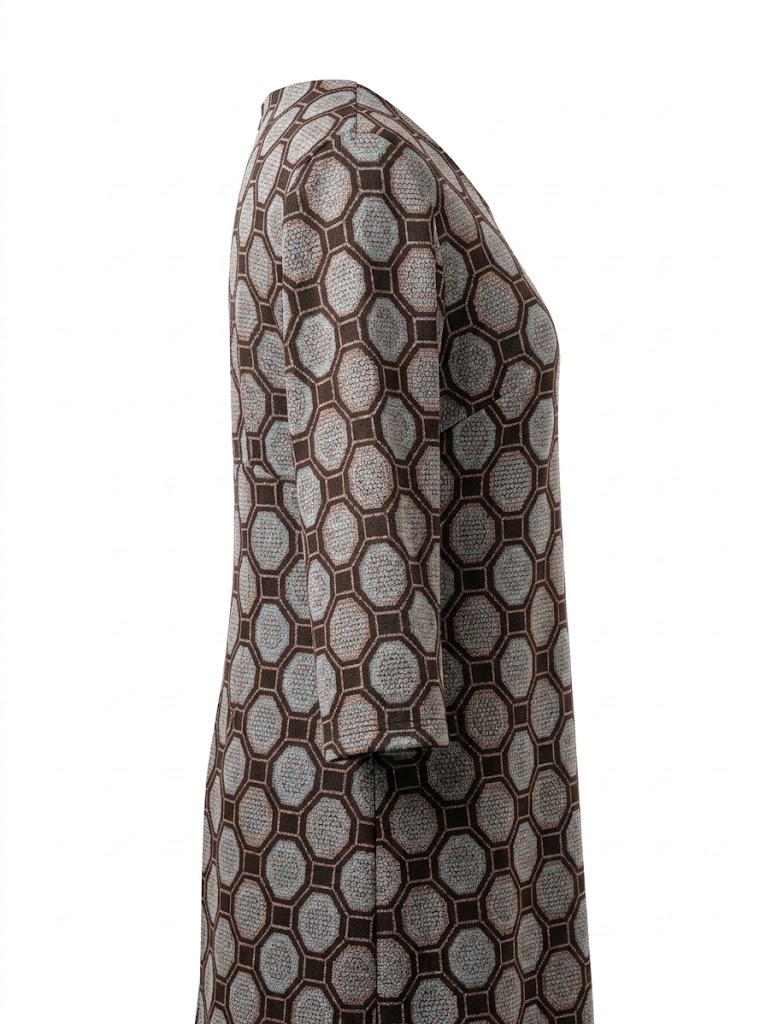 Rochie dama cu imprimeu geometric octogonal, decolteu rotund si maneci trei sferturi