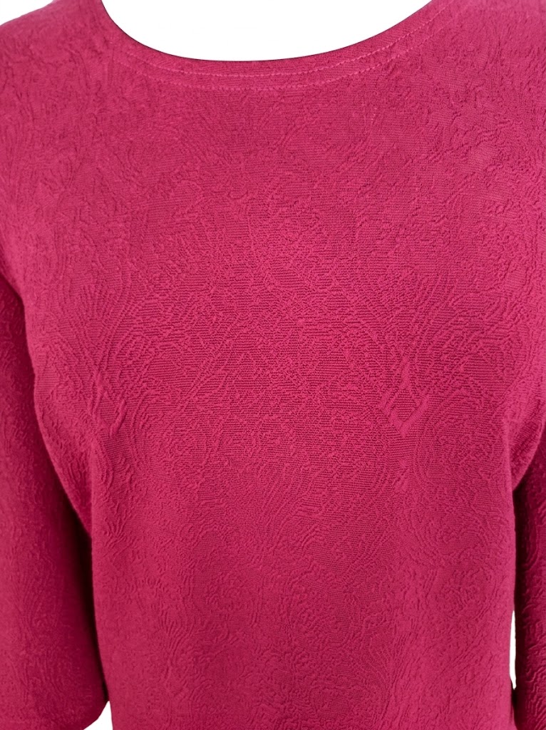 Rochie dama magenta dreapta cu maneci trei sferturi si decolteu rotunjit